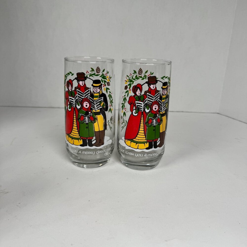 Vintage 1983 Pepsi Christmas Collection Glasses Lot of 2 Carolers Holiday‎ Decor